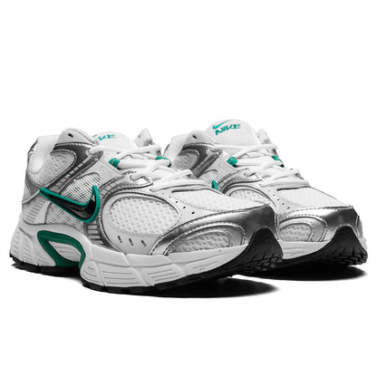V5 Runner White Black Vast Grey Photon Dust