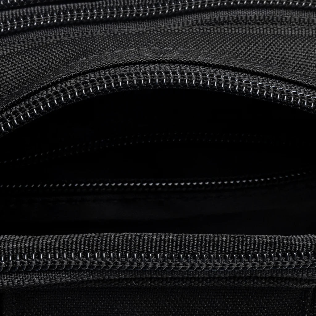 Essentials Bag Black