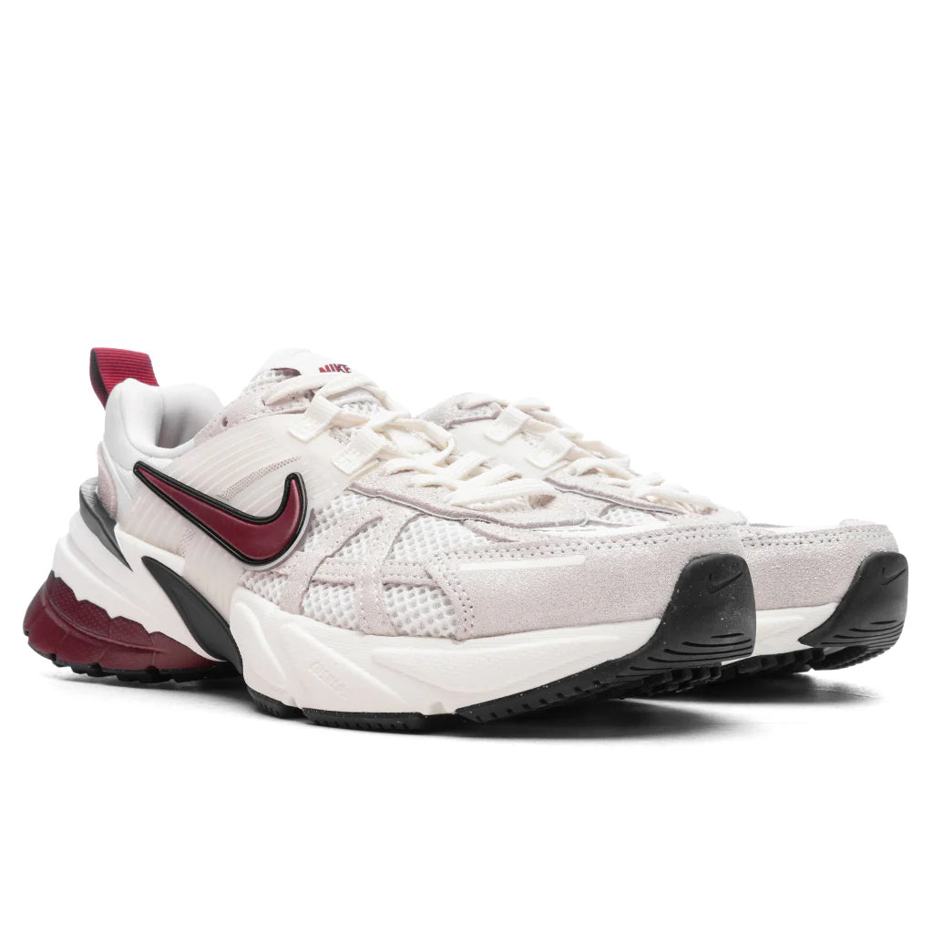 Womens V2K Run SE White Team Red Black