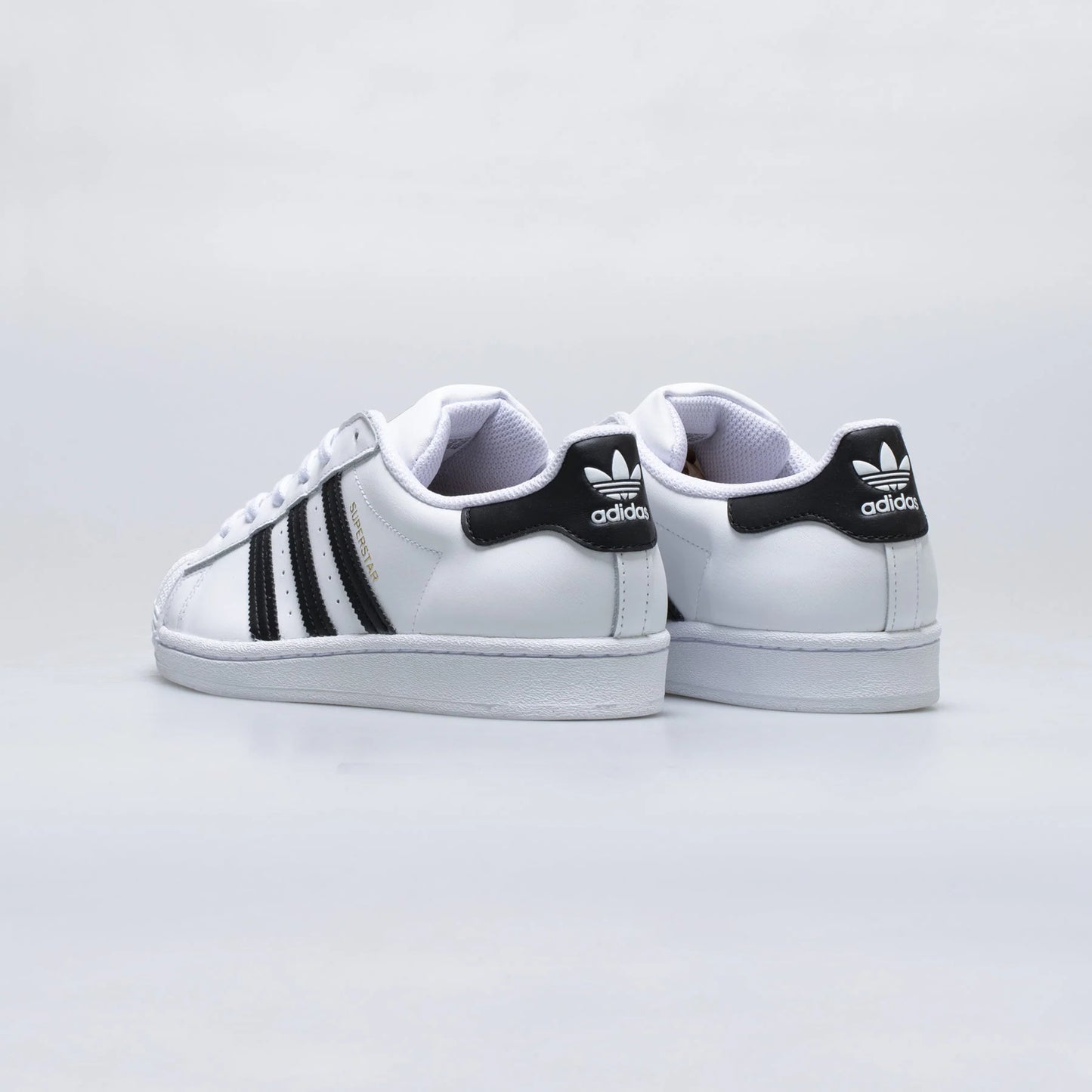 Superstar Grade School Lifestyle Shoe White Black