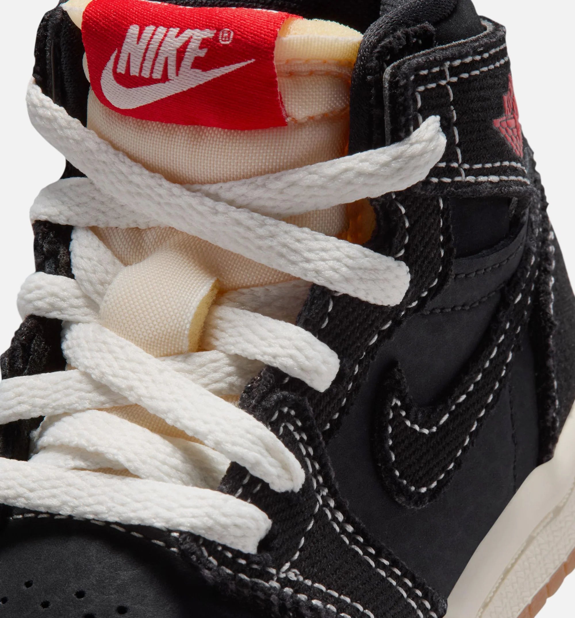Air Jordan 1 Retro High OG Flight Club Infant Toddler Lifestyle Shoe Black Sail Gum Medium Brown University Red