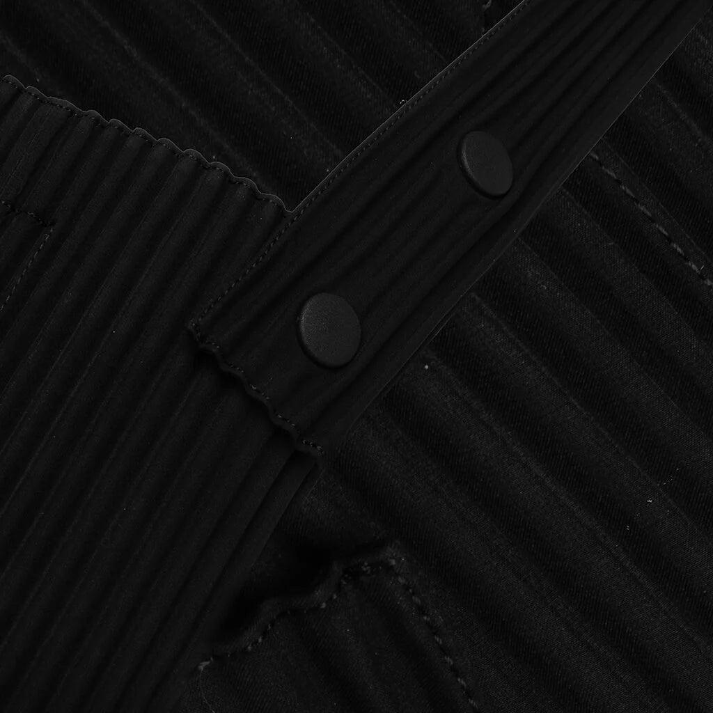 Short Strap Pocket Bag Black