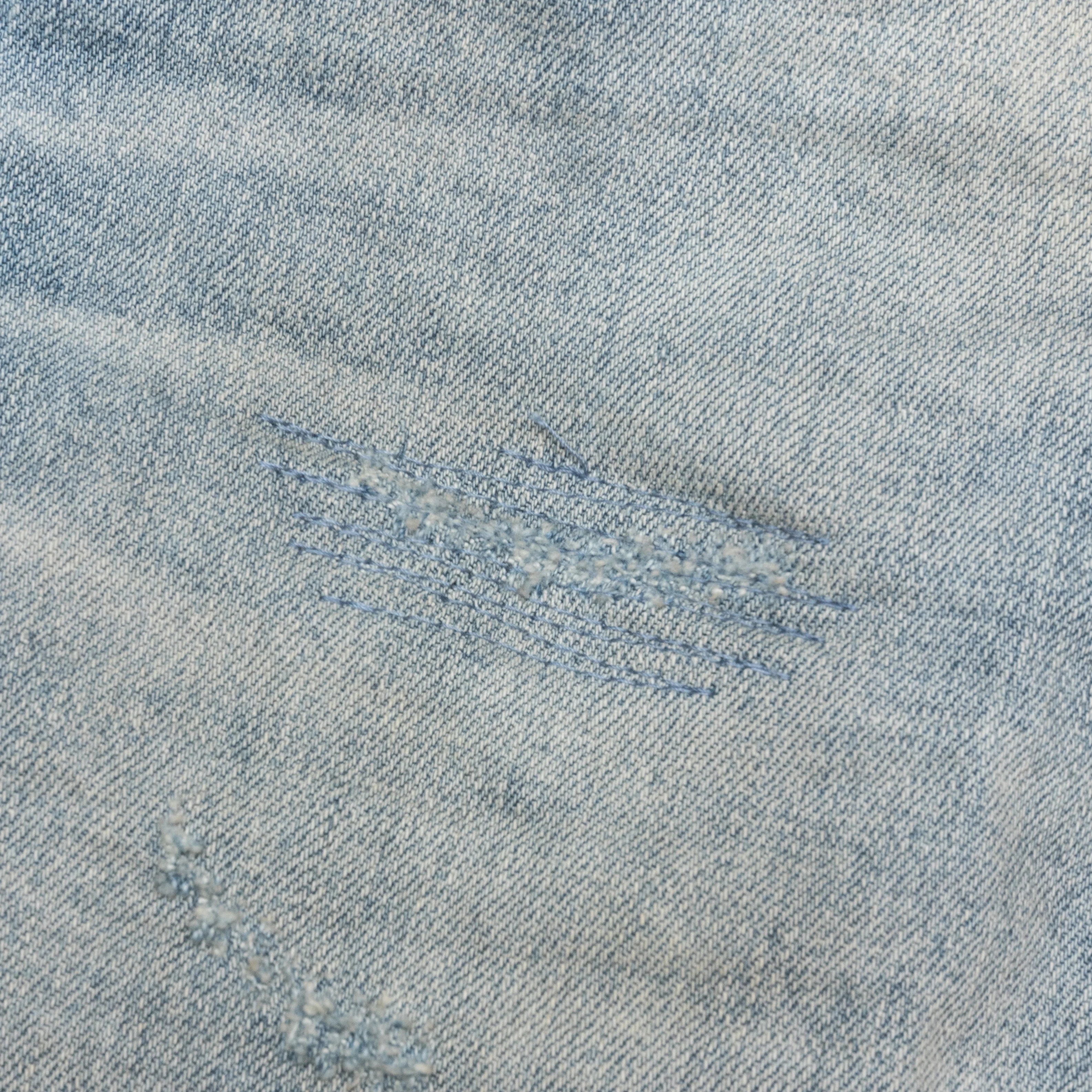 P004 Flare Worn Light Indigo