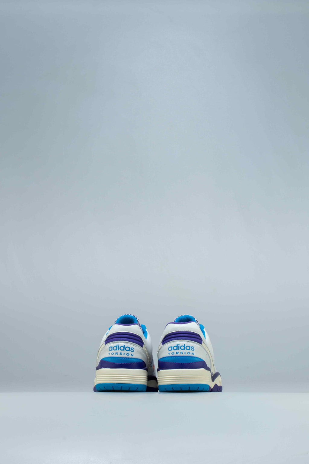 Consortium Torsion Edberg Comp Mens Lifestyle Shoe White Bright Blue