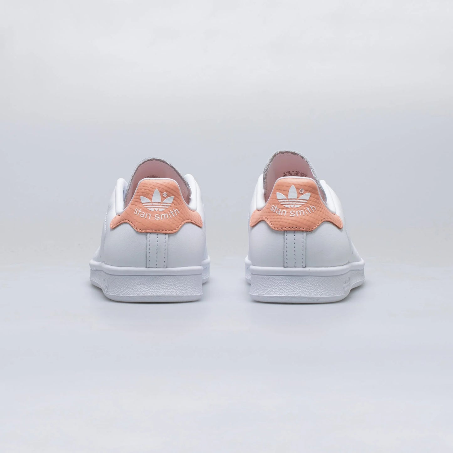 Stan Smith Womens Lifestyle Shoe White Coral