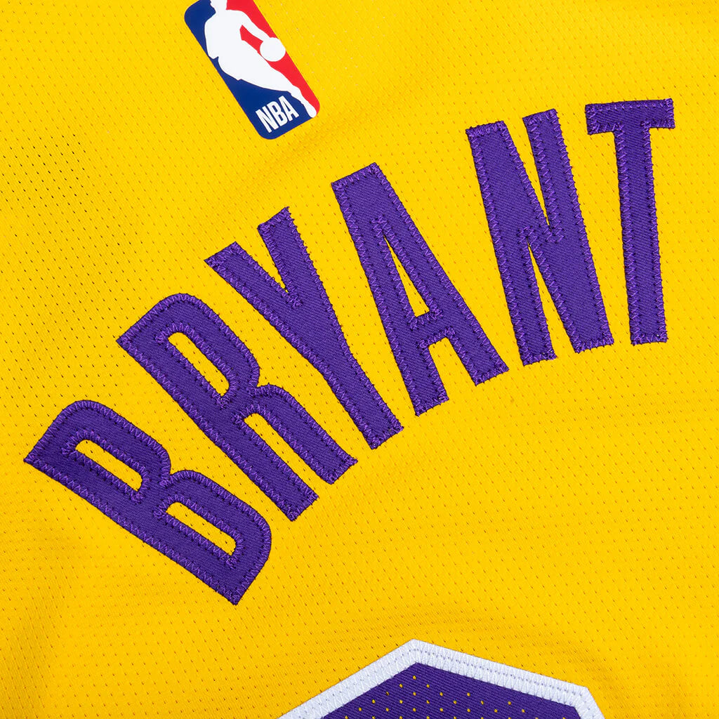 Dri FIT ADV NBA Authentic Jersey Los Angeles Lakers Icon Edition 2022 23 Amarillo Kobe Bryant 24