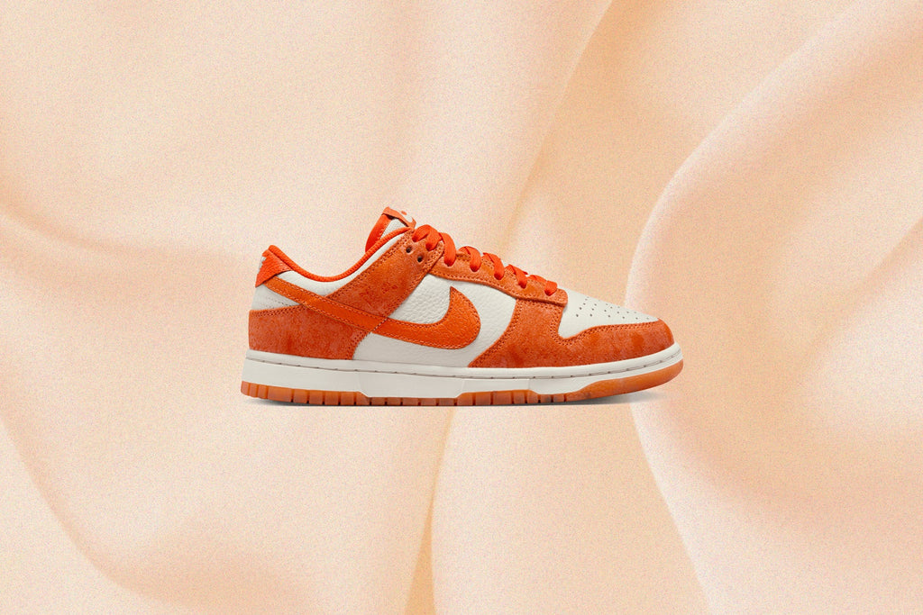 Womens Dunk Low Light Bone Safety Orange Laser Orange