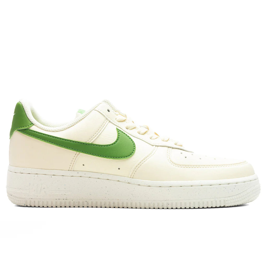 Womens Air Force 1 07 SE Coconut Milk Chlorophyll Sail Volt
