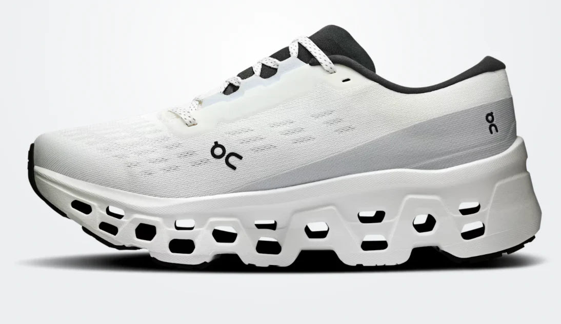 Womens On Cloudmonster 3