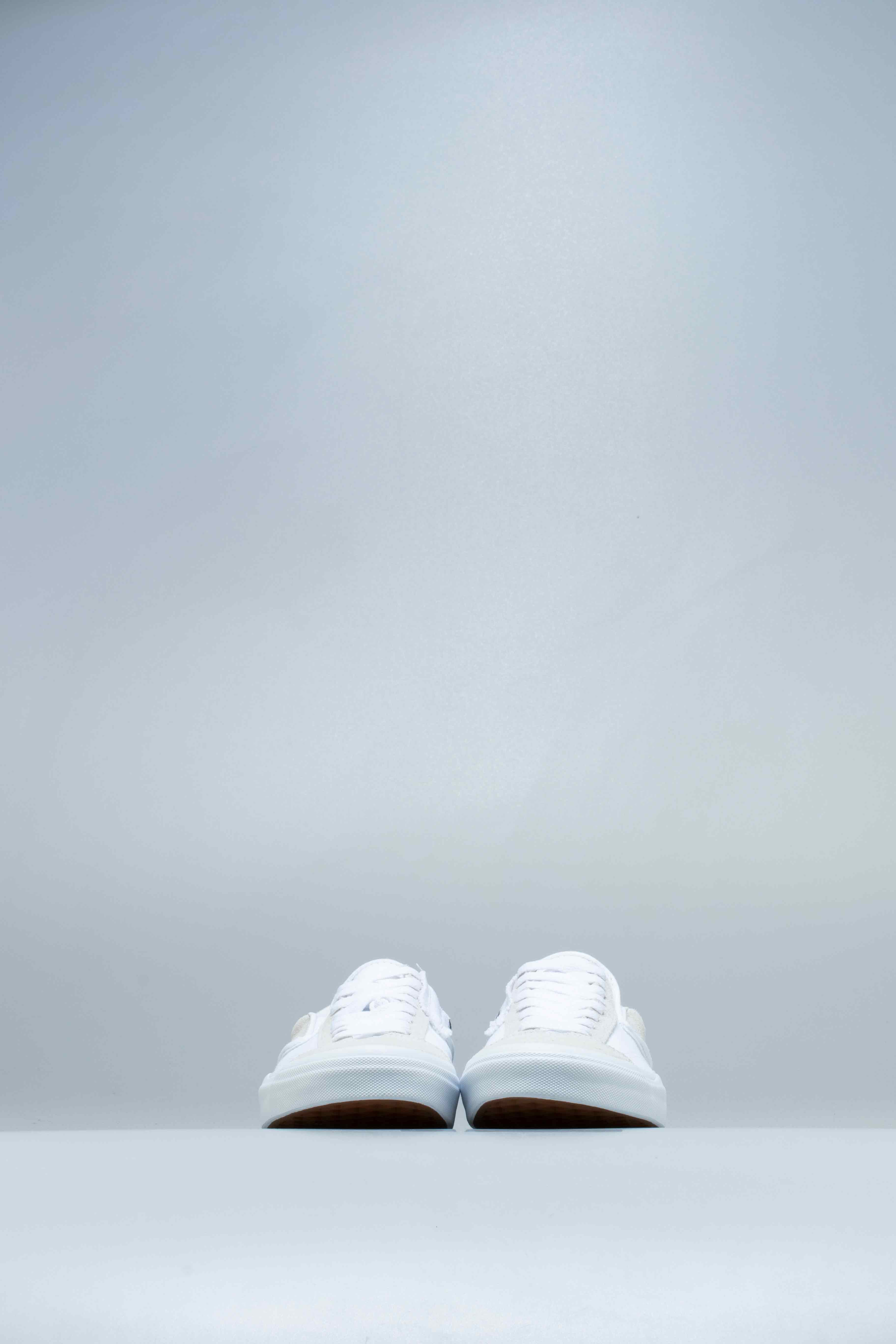 Slip On Cap Mens Shoe White Black