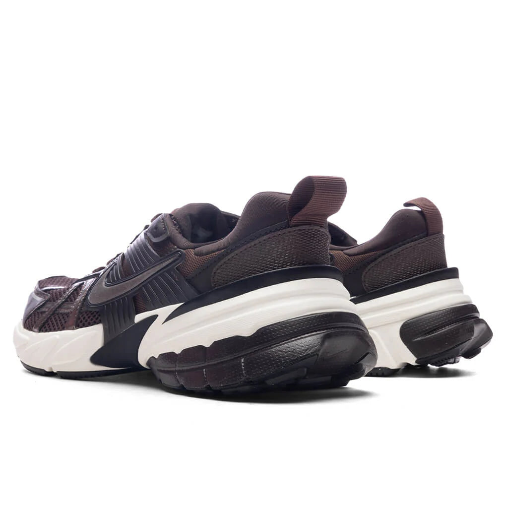 V2K Run Velvet Brown Baroque Brown White