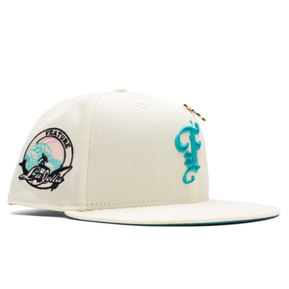 Feature x New Era 59FIFTY Fitted Old English F La Jolla Chrome White Aqua