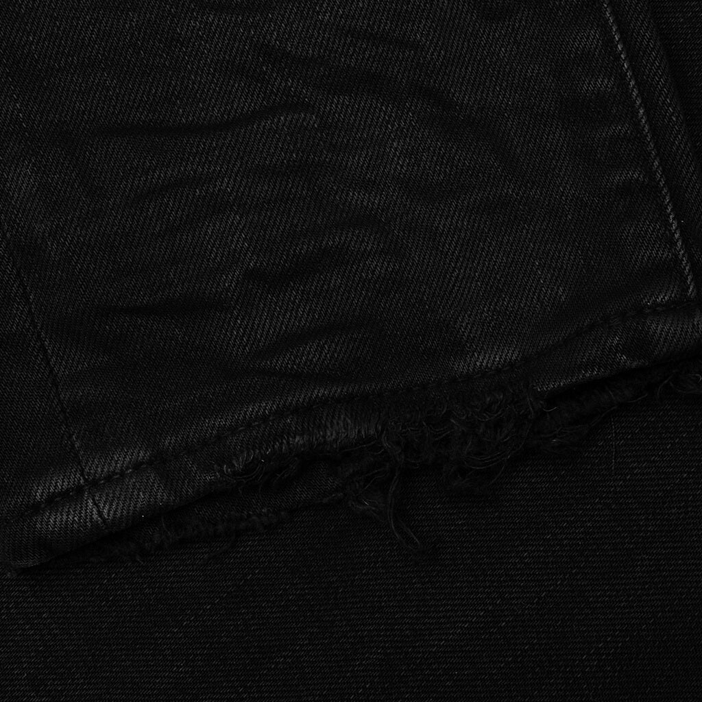 P001 Black Resin