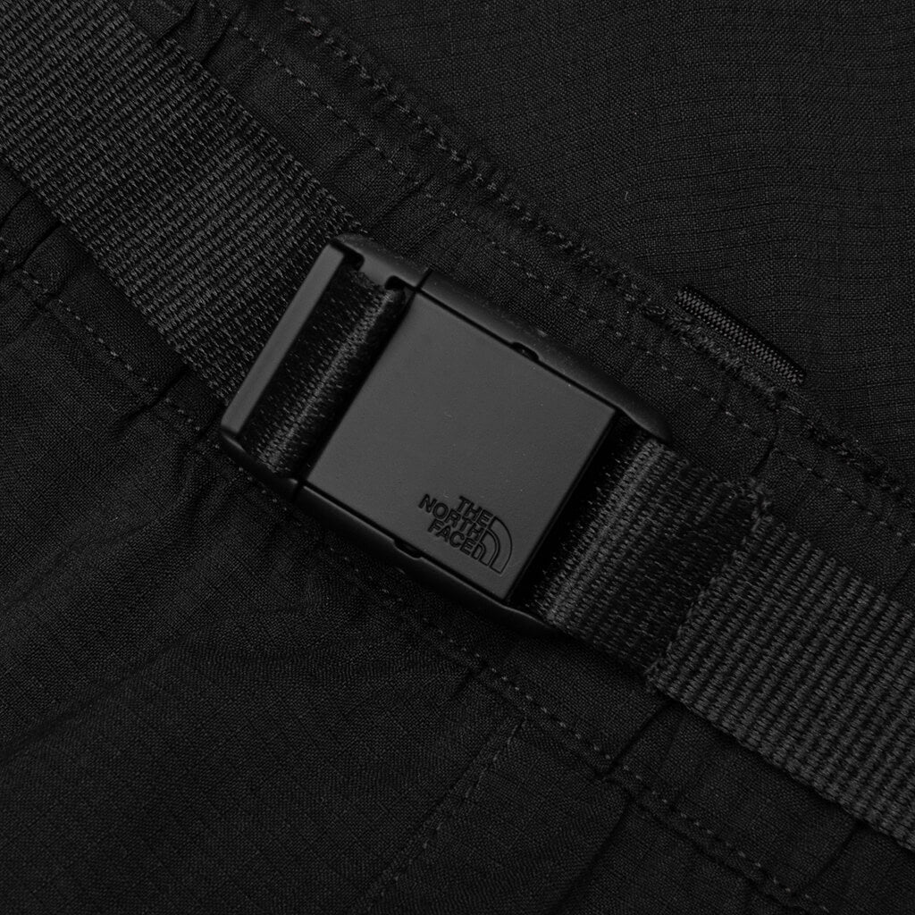 Class V Pathfinder Belted 7 Short Black