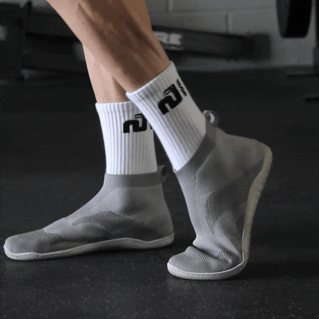 THE OTISHI 20 Moonstone Gray AMARU LOGO