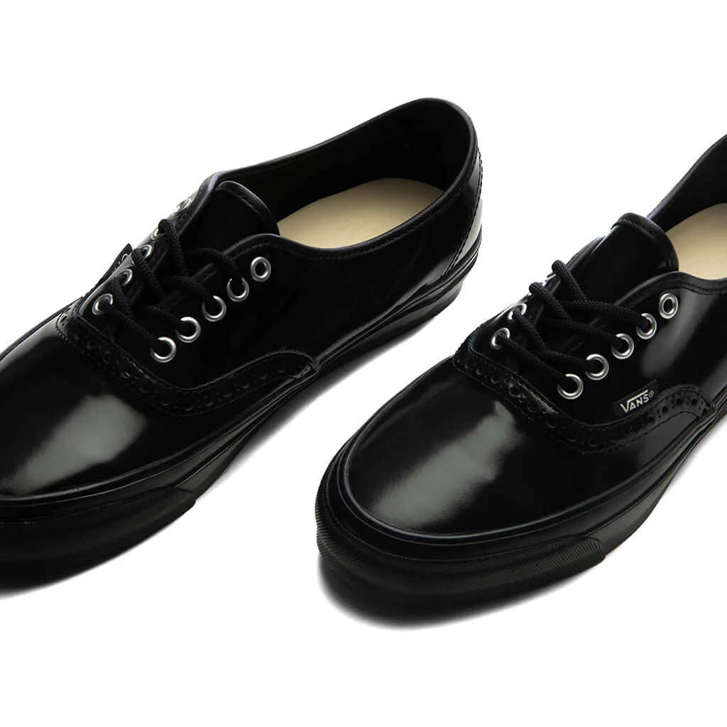 OTW Premium Authentic 44 Siped Vibram Gloss Leather Black