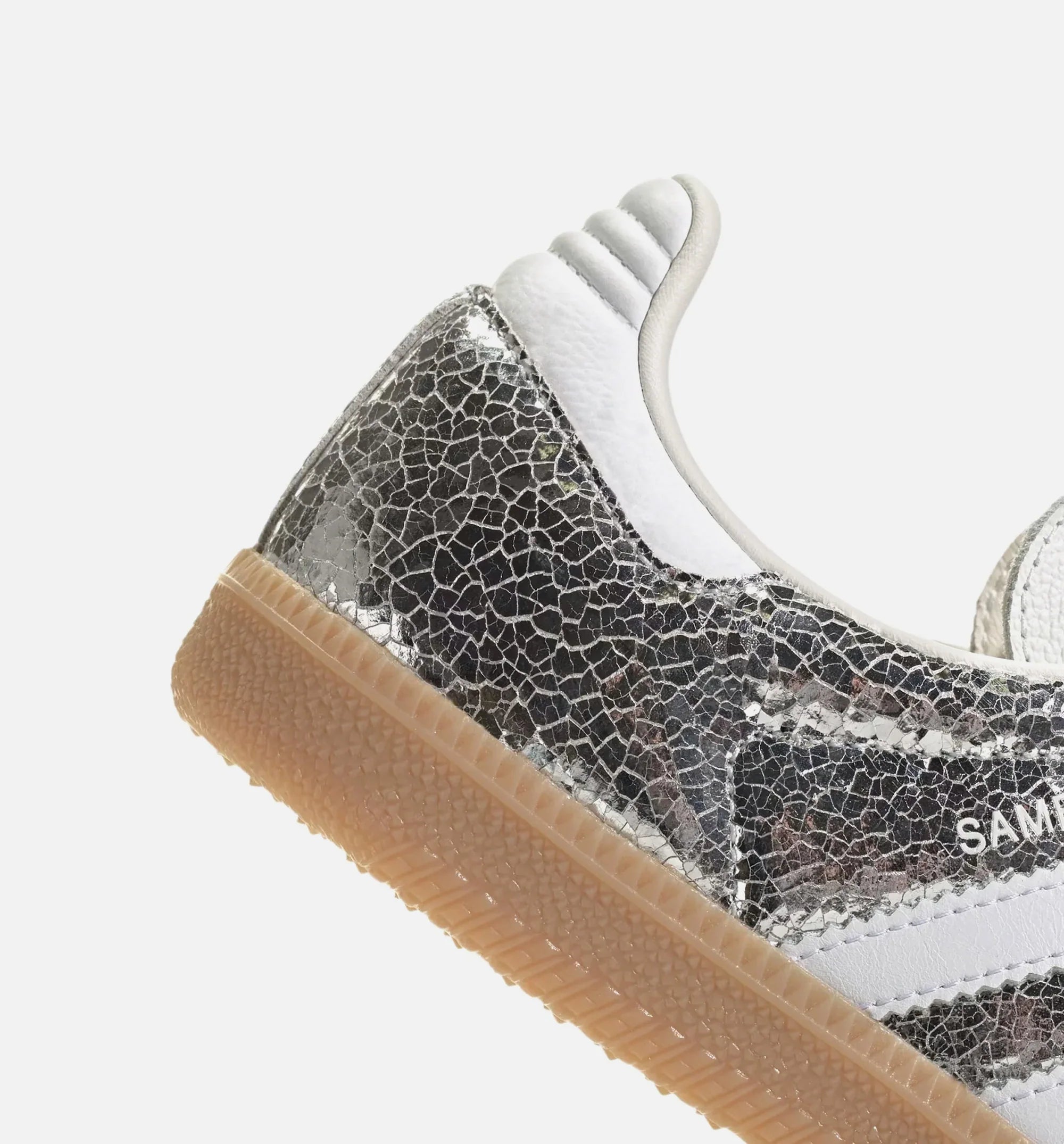 Samba OG Womens Lifestyle Shoe Silver Metallic Cloud White Core White
