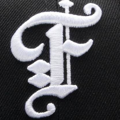 Feature x New Era 59FIFTY Fitted Old English F Wynn Black White