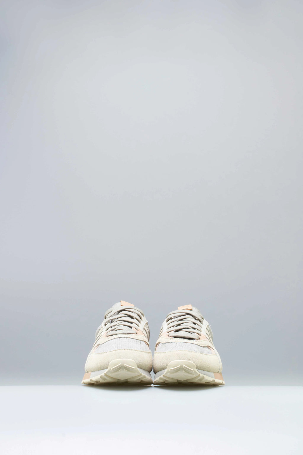 Quesence Solebox Mens Shoe White Tan