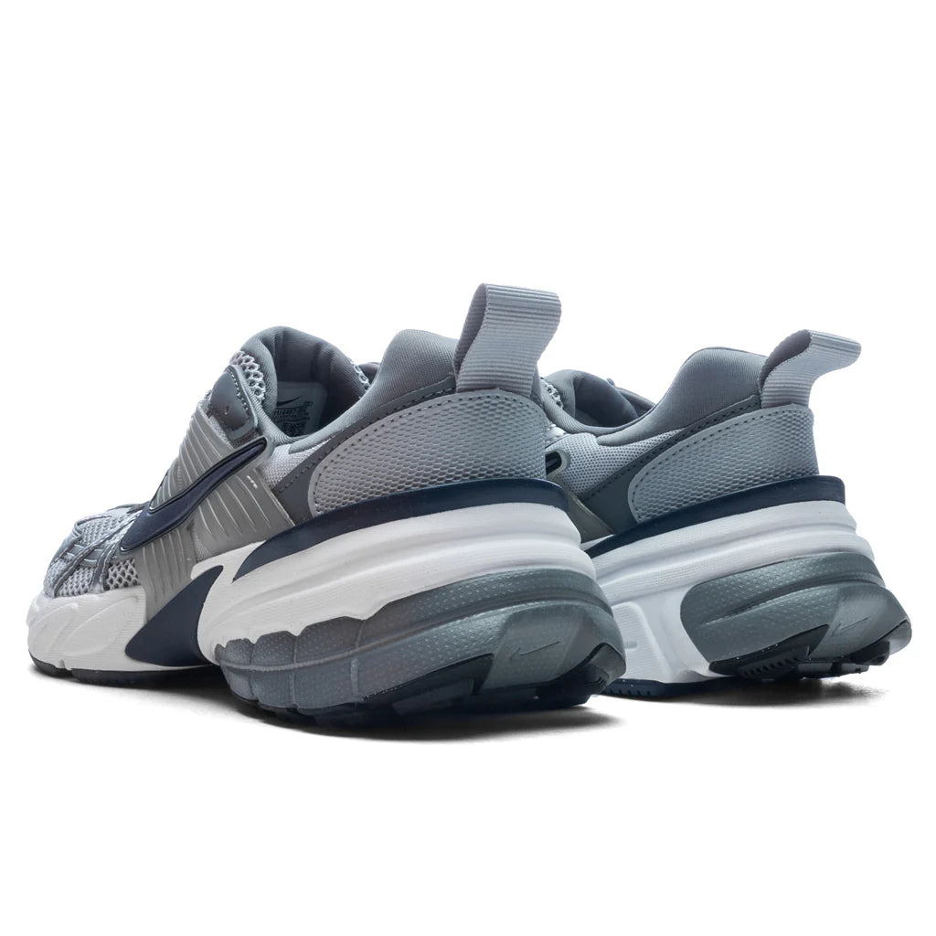 V2K Run Wolf Grey Midnight Navy Cool Grey