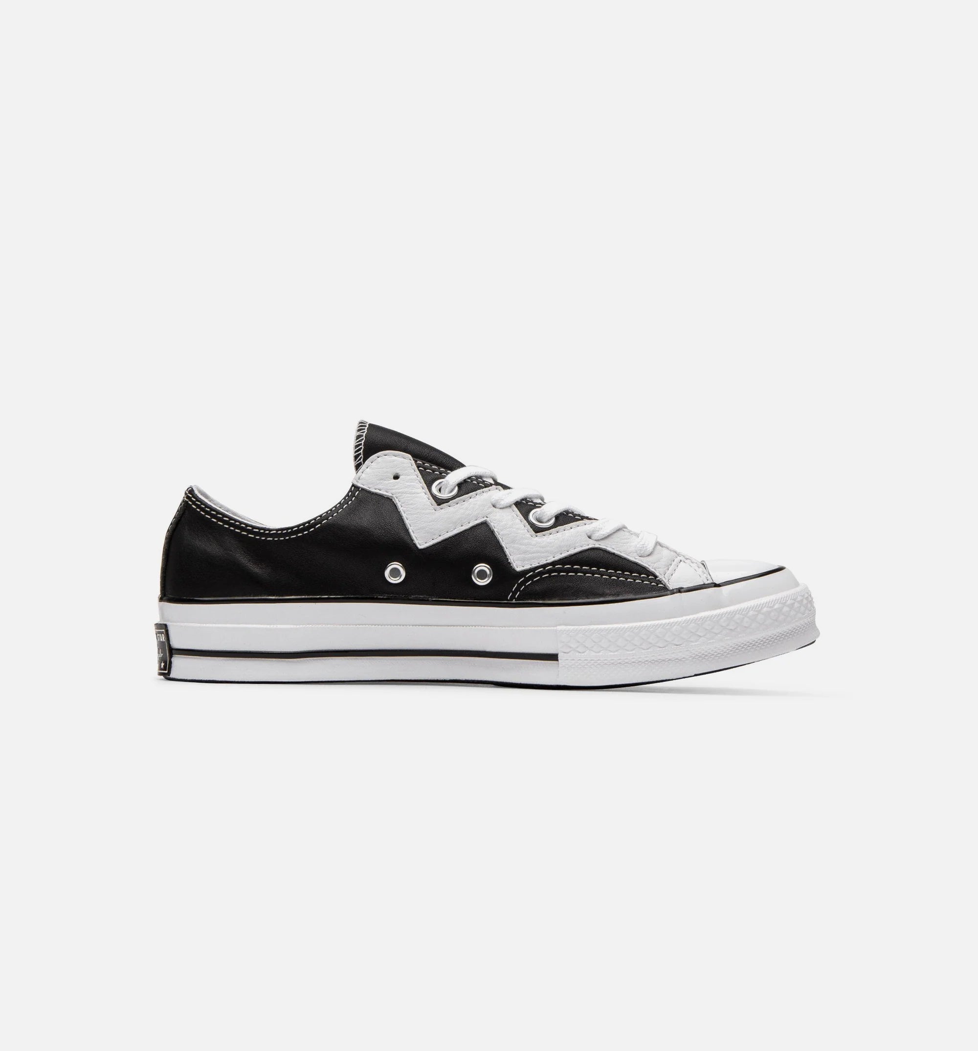 Chuck 70 Mission Ox Womens Lifestyle Shoe Black White