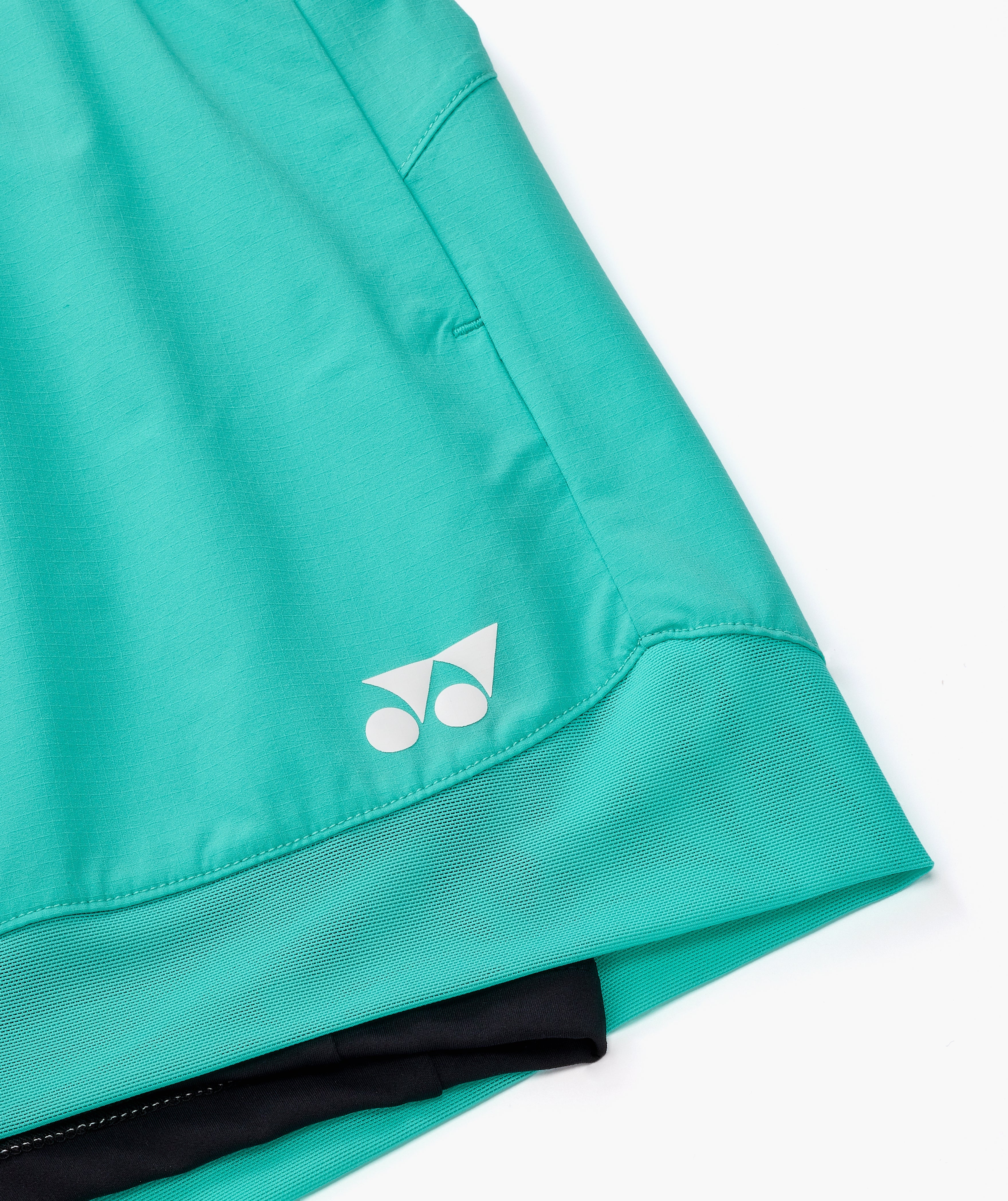 EDGE HEM SHORTS