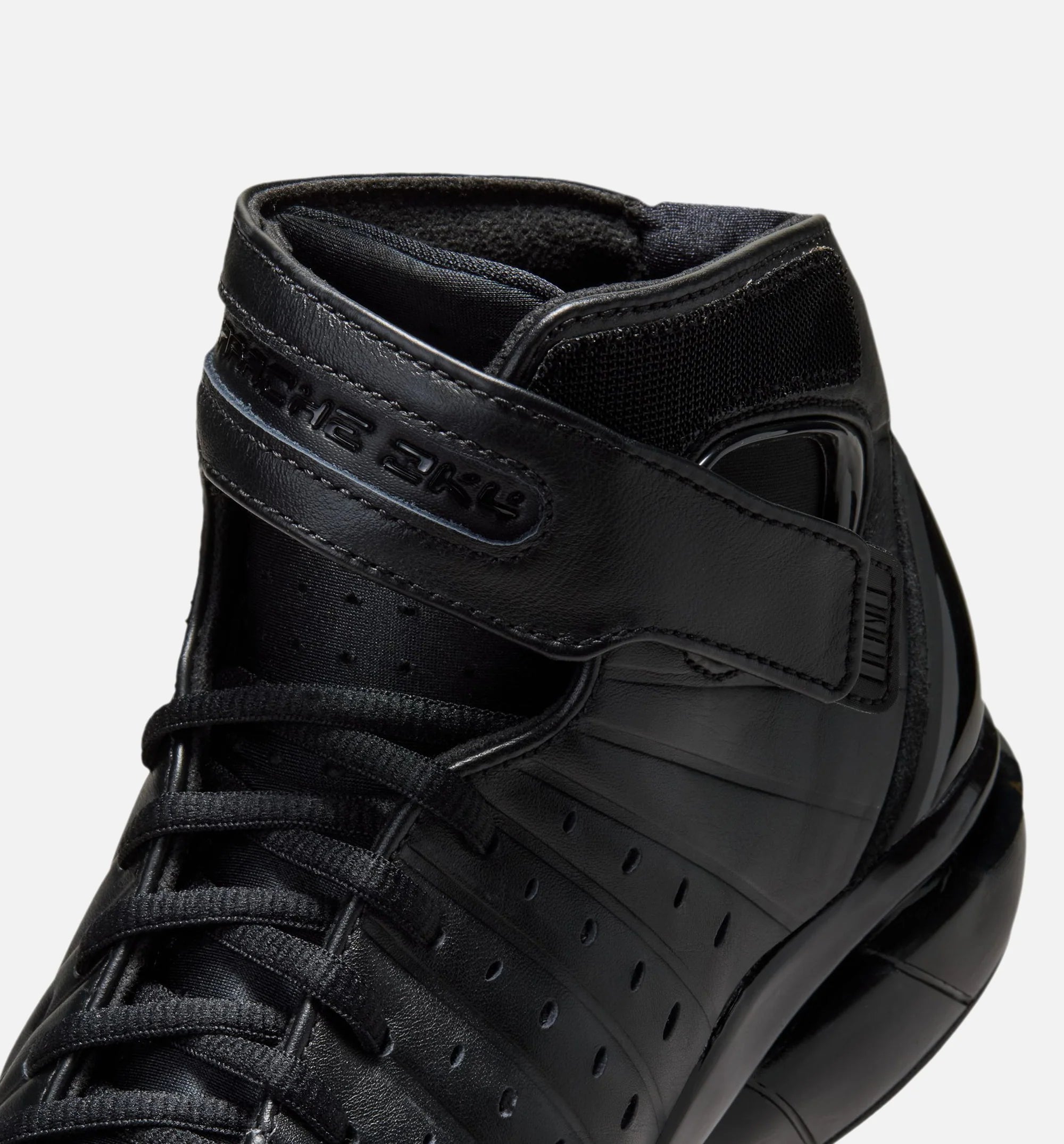 Air Zoom Huarache 2K4 OT Mens Lifestyle Shoe Black Black