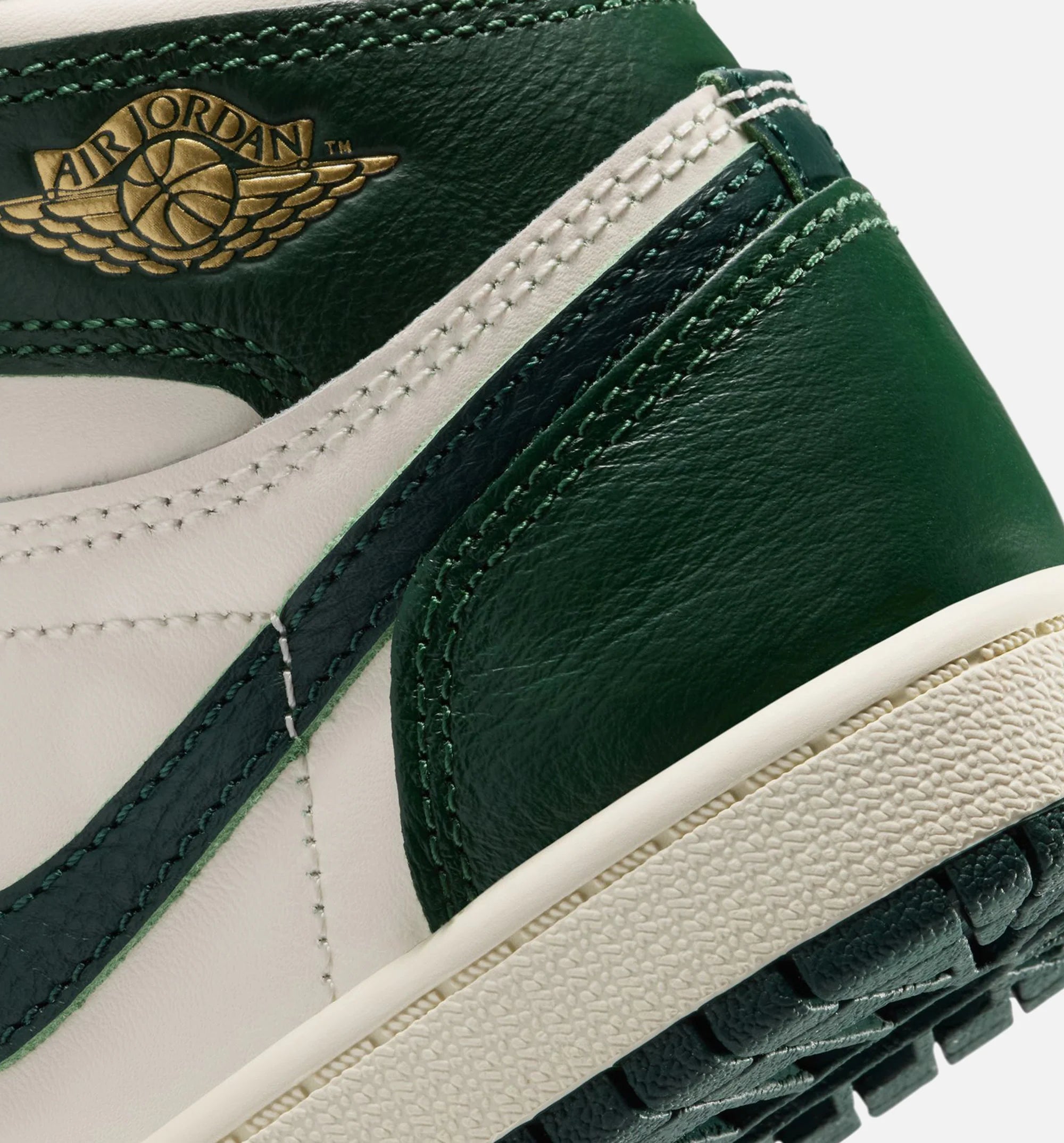 Air Jordan 1 Retro High OG Pro Green Preschool Lifestyle Shoe Pale Ivory Pro Green Fir Coconut Milk Free Shipping