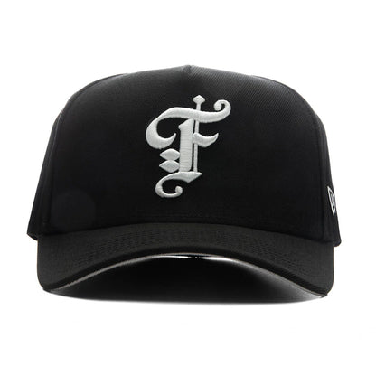 FEATURE x New Era 59FORTY Curved A Frame Old English F Black