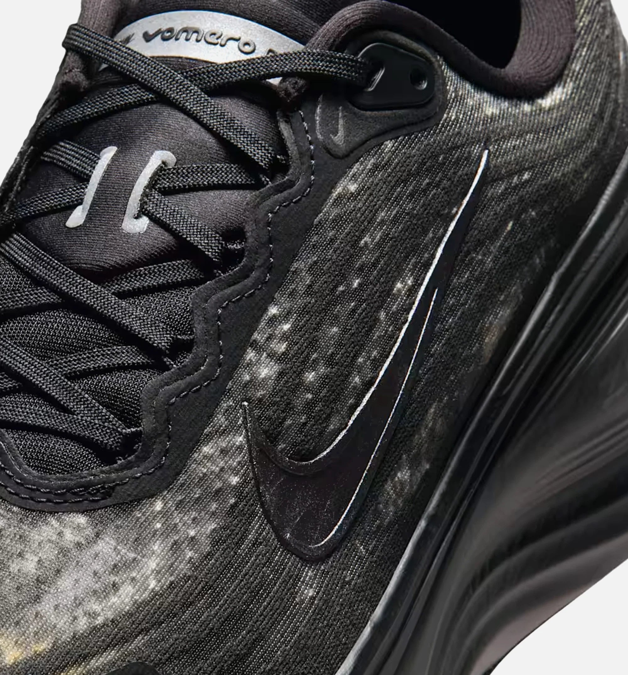 Vomero Plus RealTree Mens Lifestyle Shoe Black Dark Smoke Grey Anthracite Metallic Dark Grey