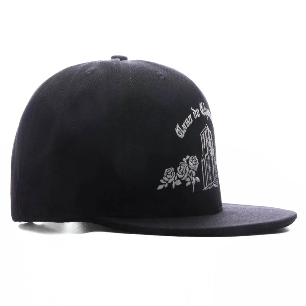Casa De Chavarria Cap Black