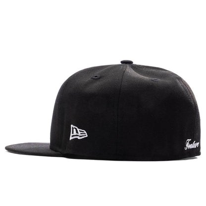Feature x New Era Old English Calabasas Fitted Black Snow Grey