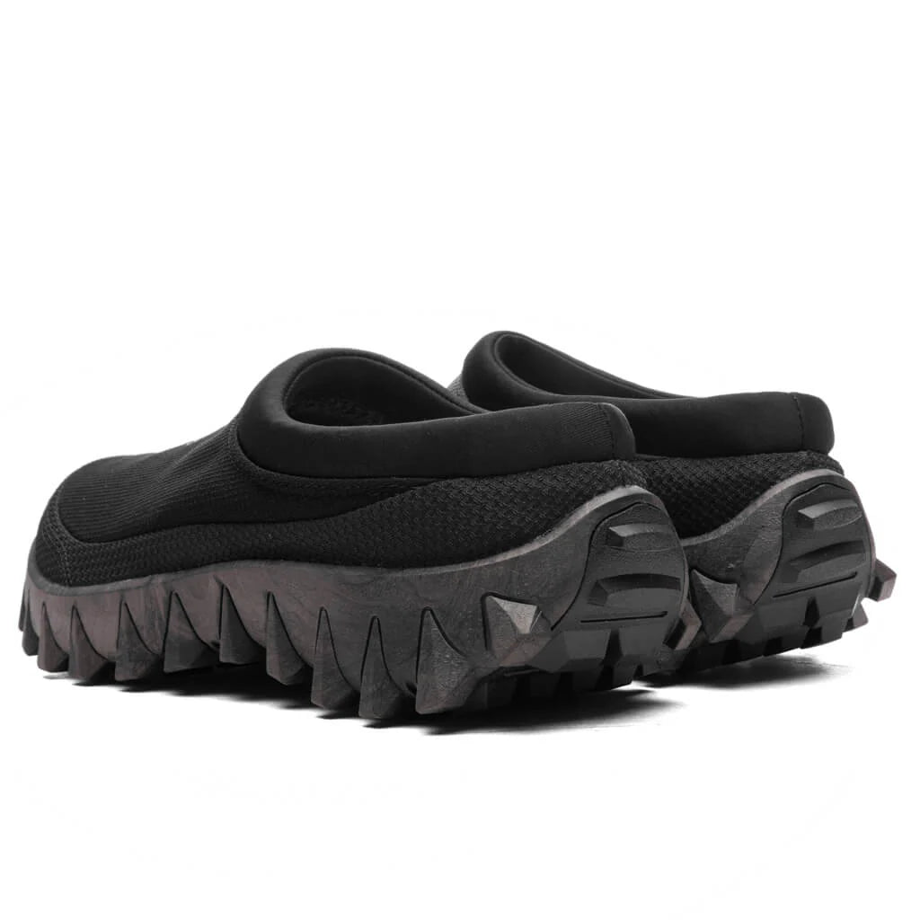 Snowclog Black Black Asphalt