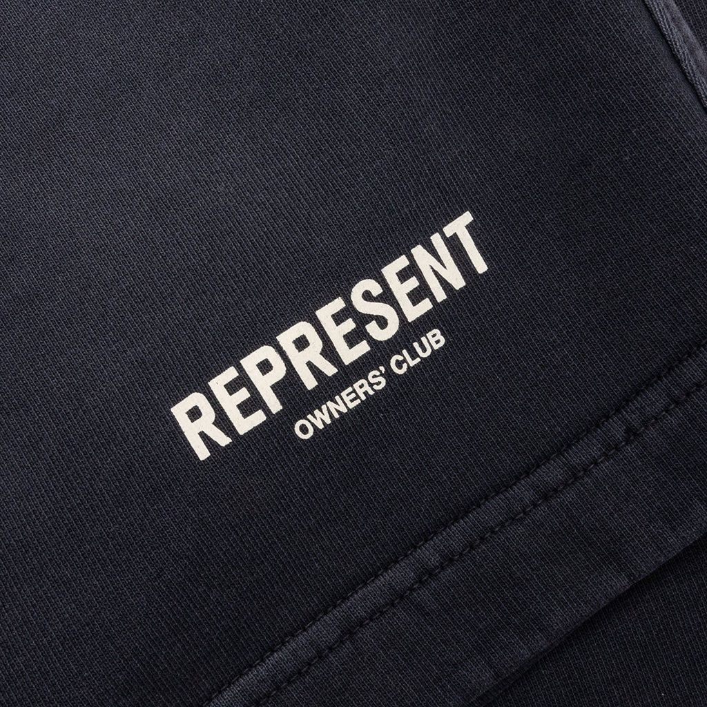 Owners Club Shorts Aged Black