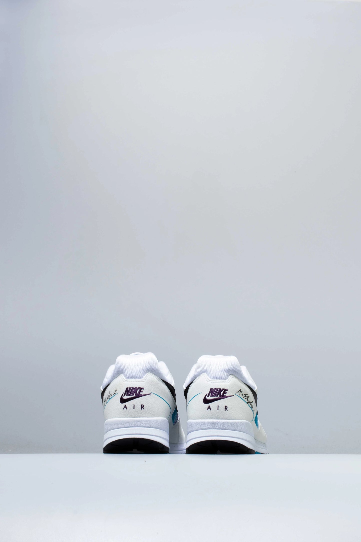 Air Skylon 2 Mens Shoe White Blue