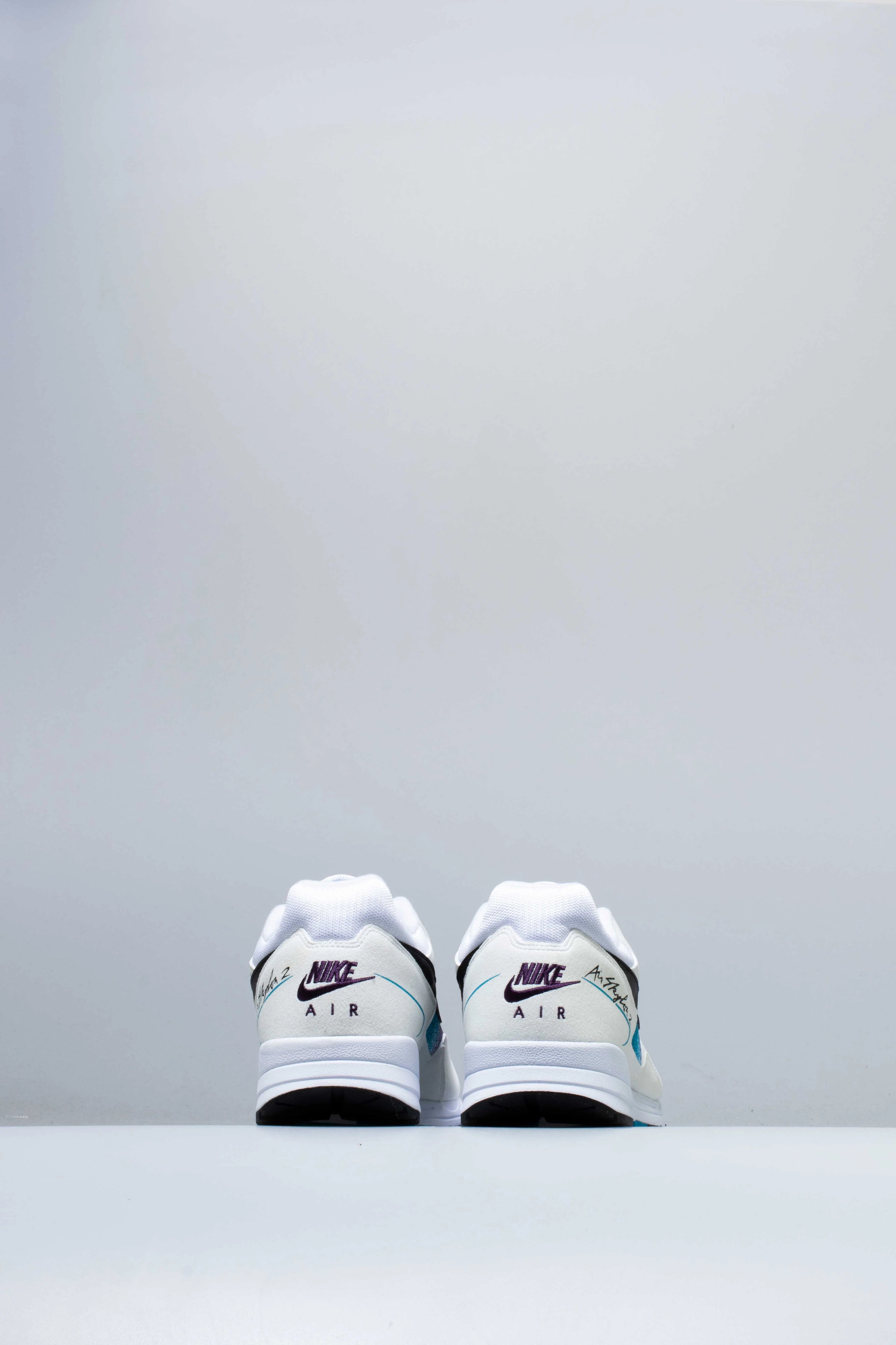 Air Skylon 2 Mens Shoe White Blue