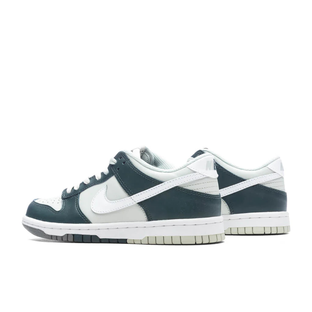 Dunk Low GS Deep Jungle White Light Silver
