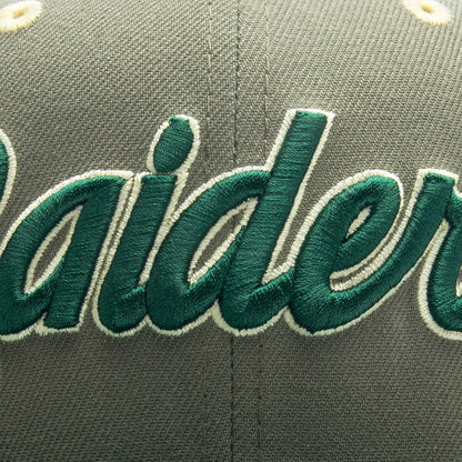Feature x New Era 59FIFTY Fitted Las Vegas Raiders Green Back Emerald Green