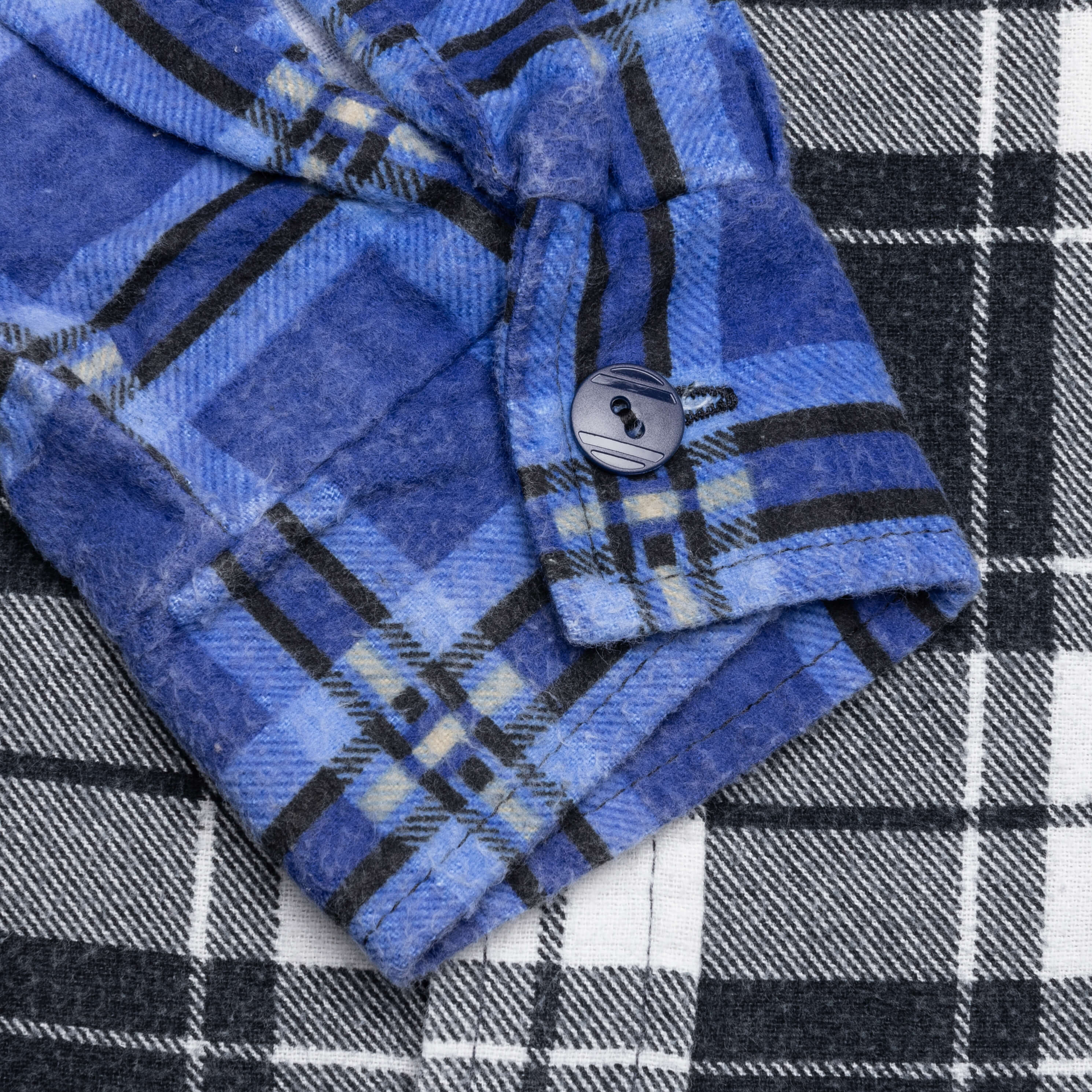 7 Cuts Flannel Shirt Assorted