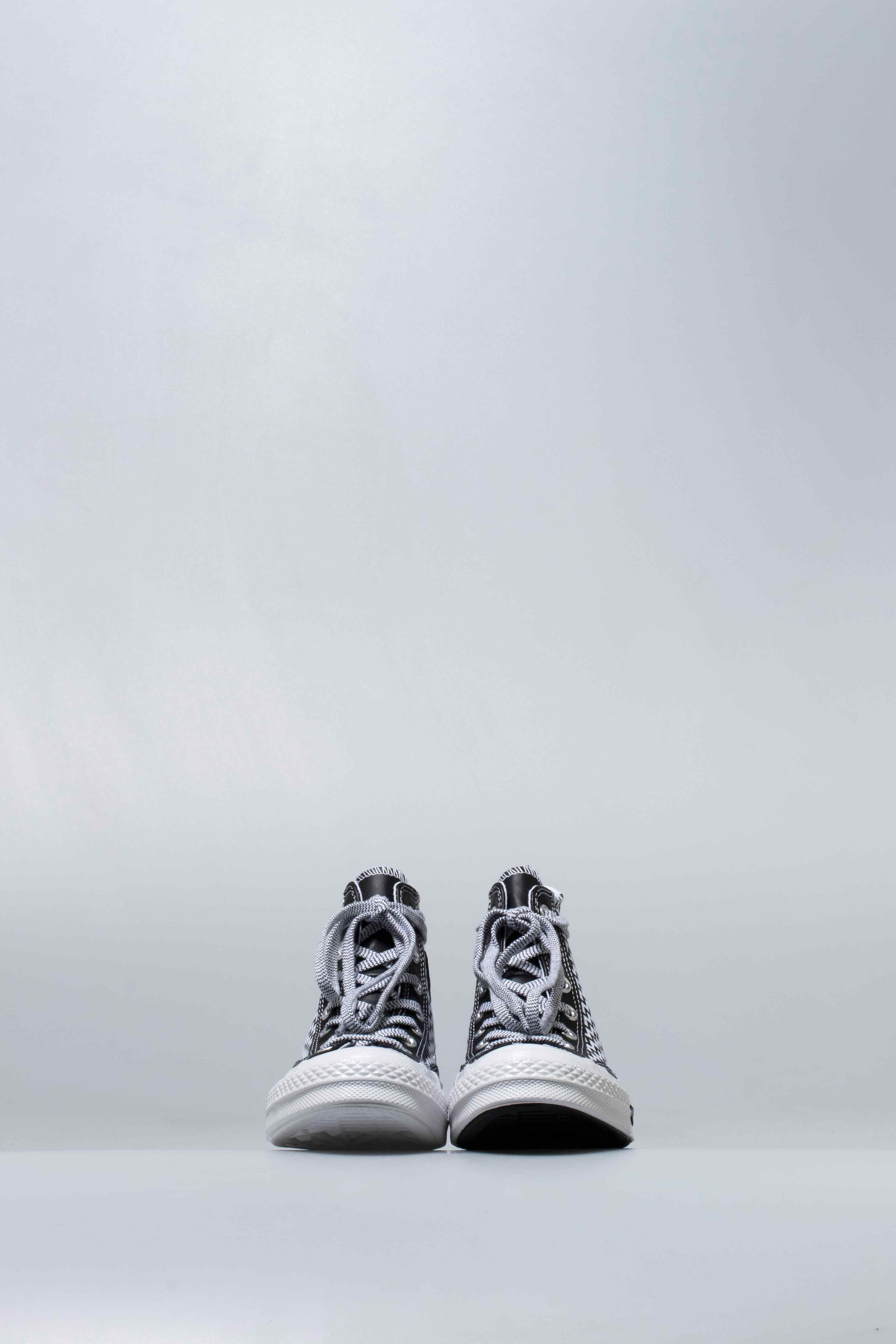 Chuck 70 Mission High Top Womens Lifestyle Shoe Black White