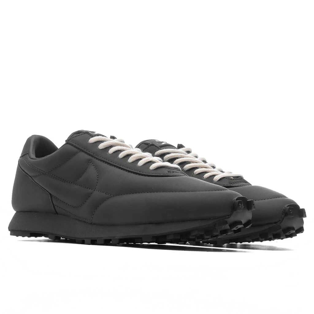 Daybreak SP Anthracite Light Bone