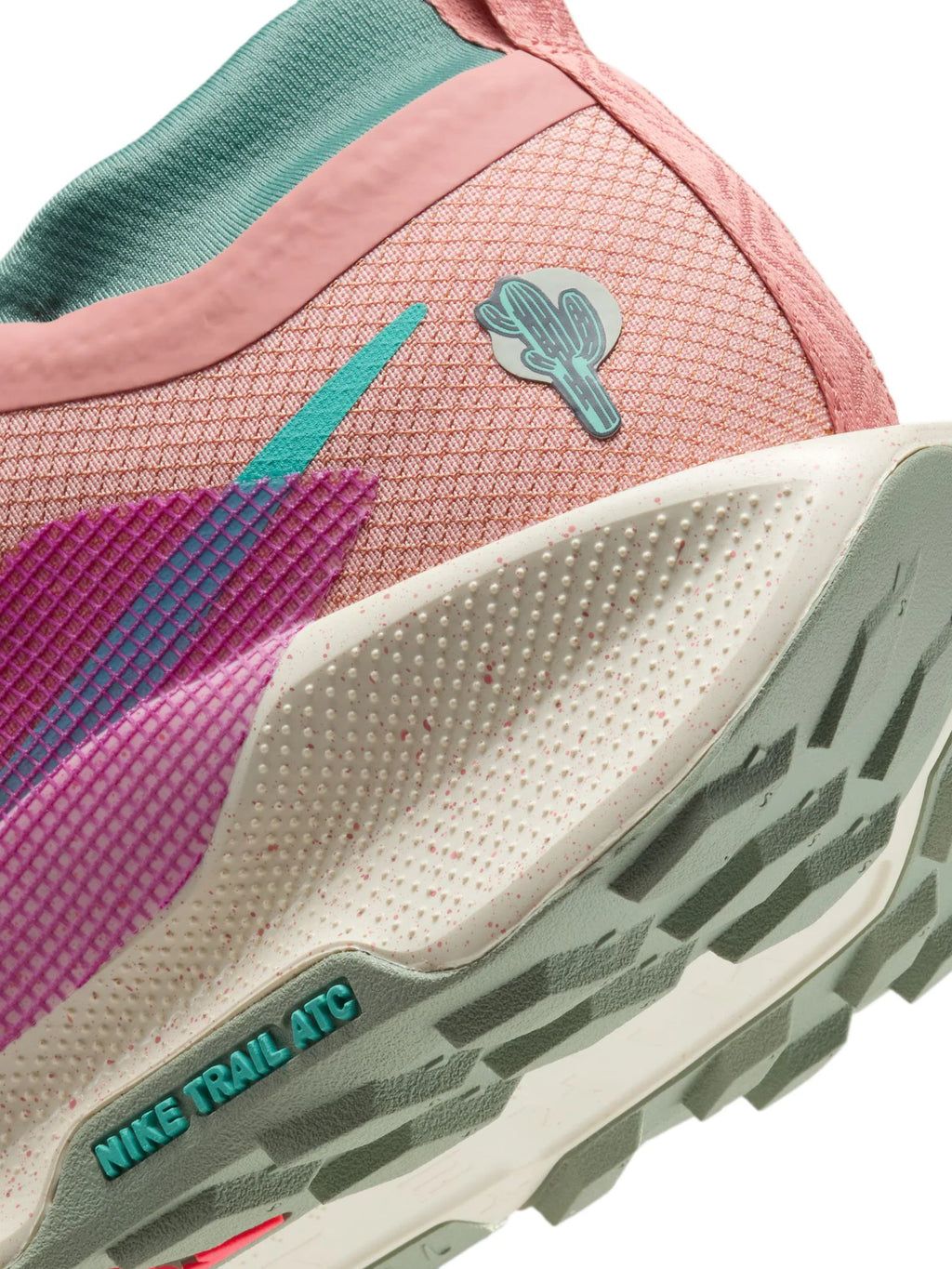 Nike Pegasus Trail 5 GORE TEX Womens Shoes