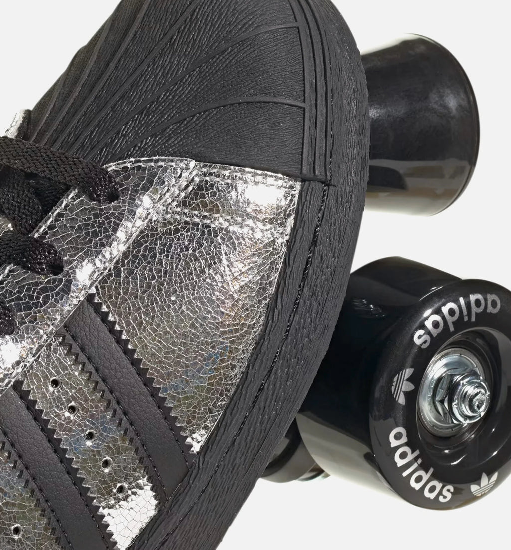 Superstar 82 Roller Skates Womens Lifestyle Shoe Silver Metallic Core Black Cloud White