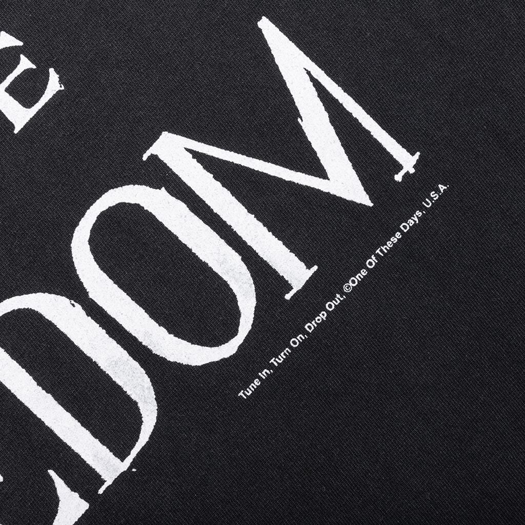 More Peace More Freedom Tee Washed Black