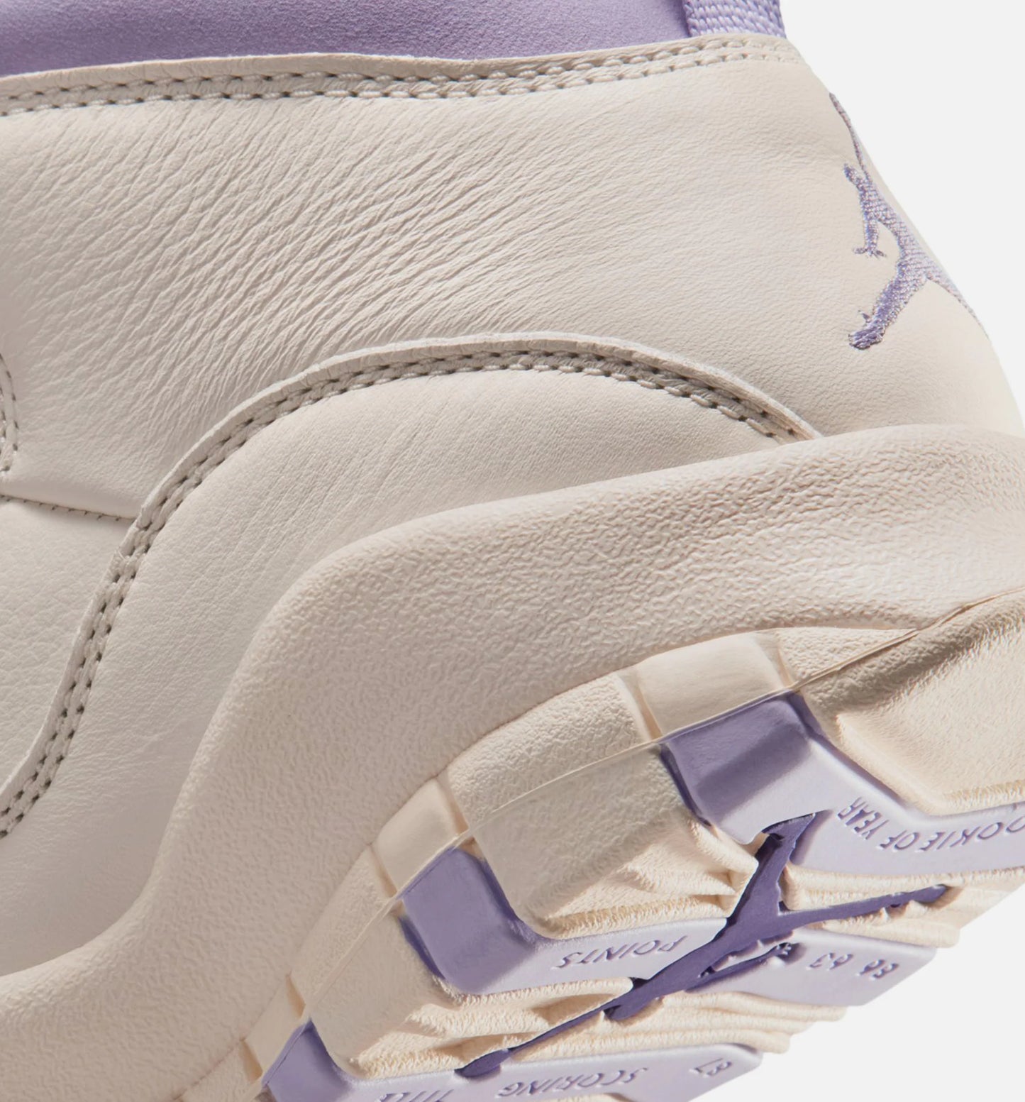 Air Jordan 10 Retro Hydrangeas Womens Lifestyle Shoe Chalk Hydrangeas Wild Grape