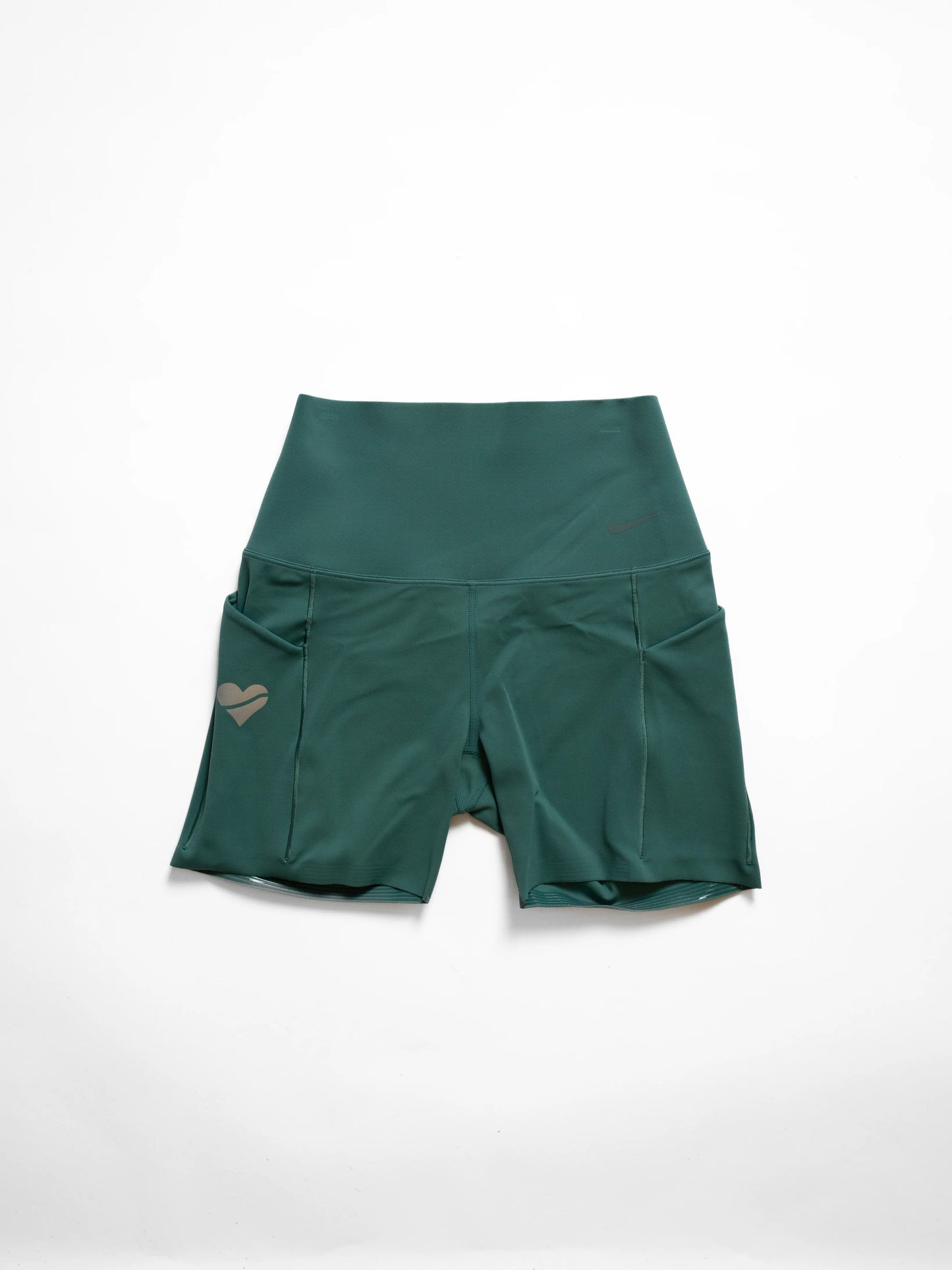 Nike Womens Universa Medium Support High Waisted 5 Biker Shorts
