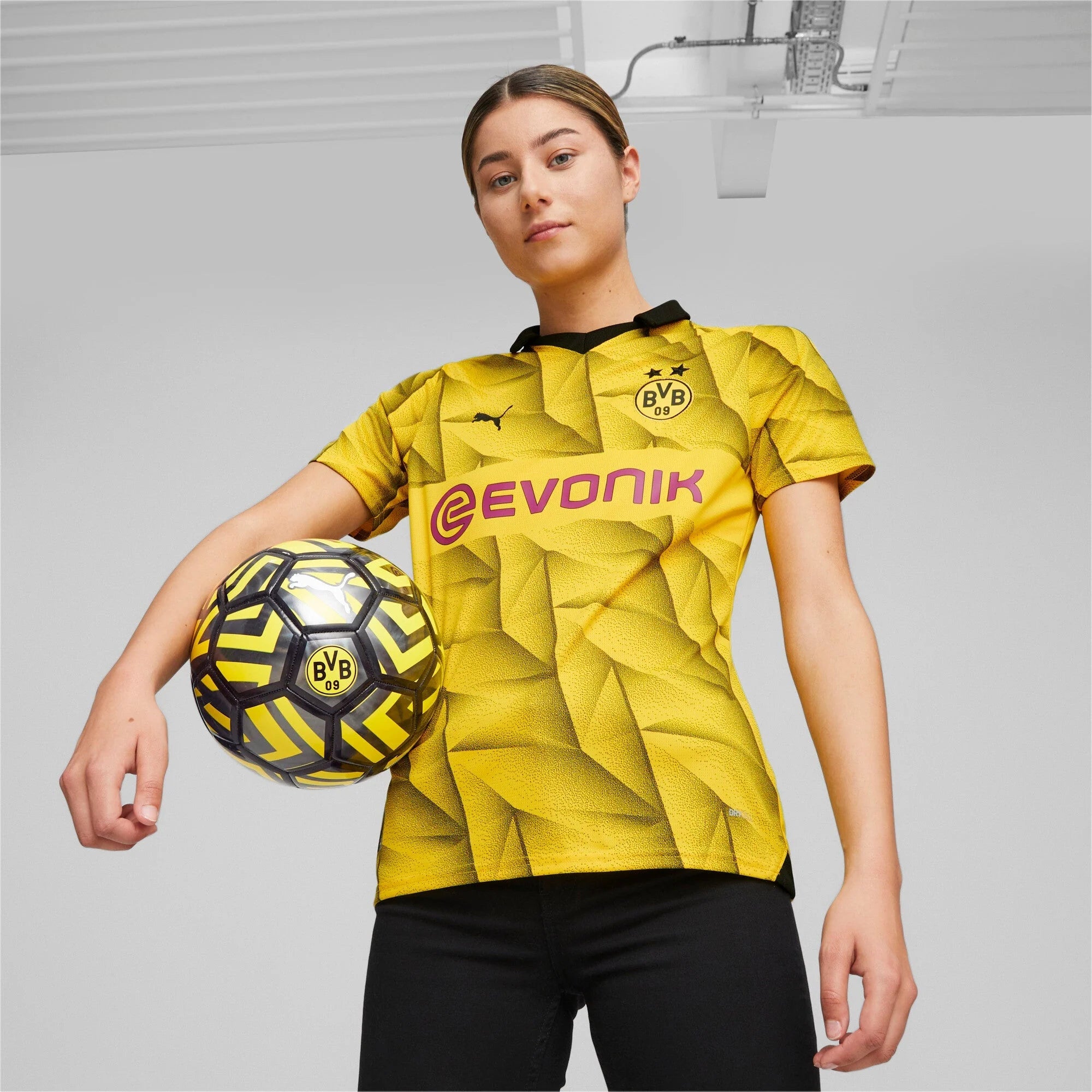 PUMA Womens Borussia Third Jersey 23