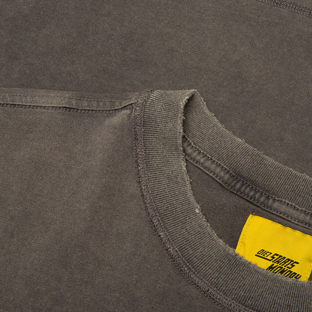 Midnight Snack Cut Off Tee Vintage Black