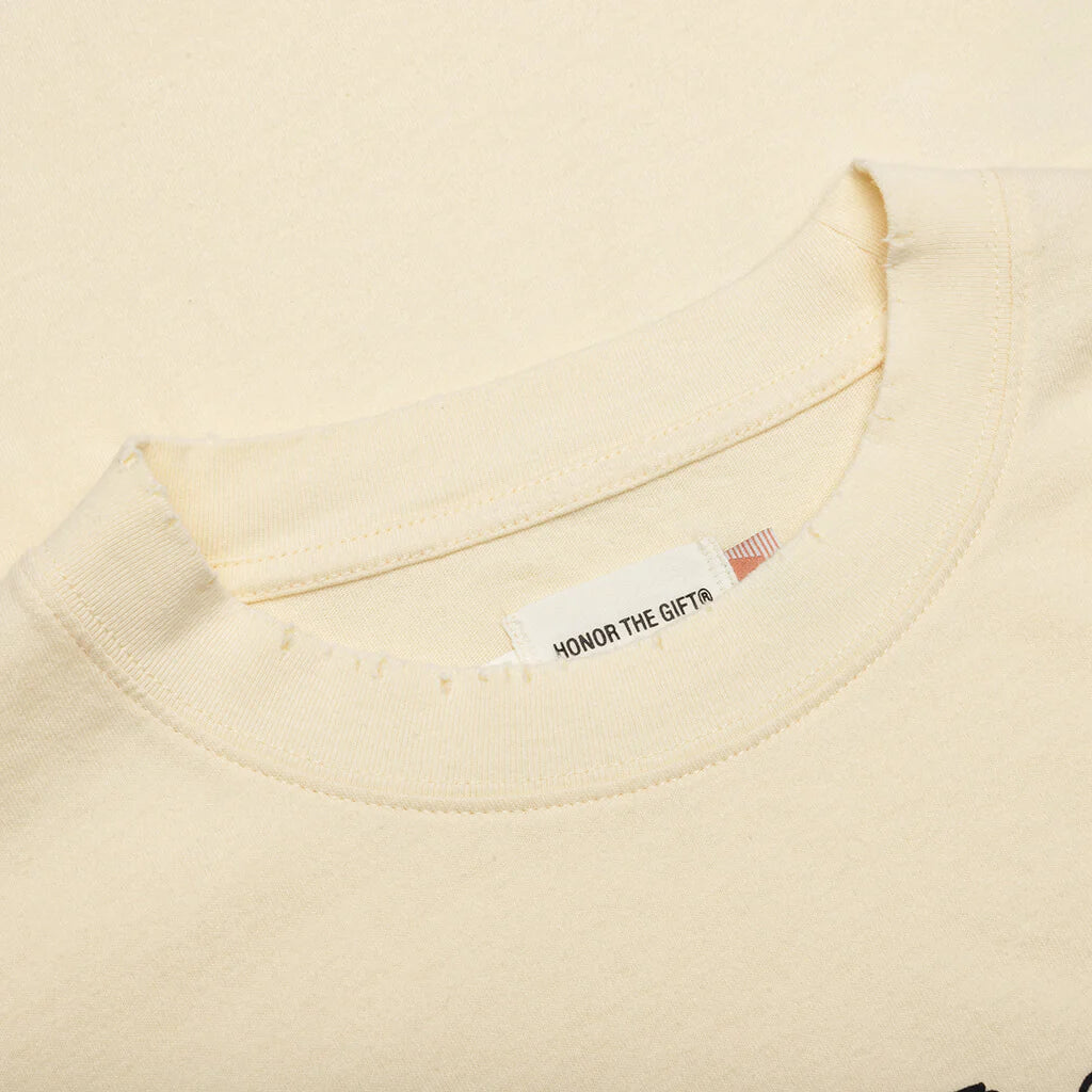 Retro Honor Tee Tan
