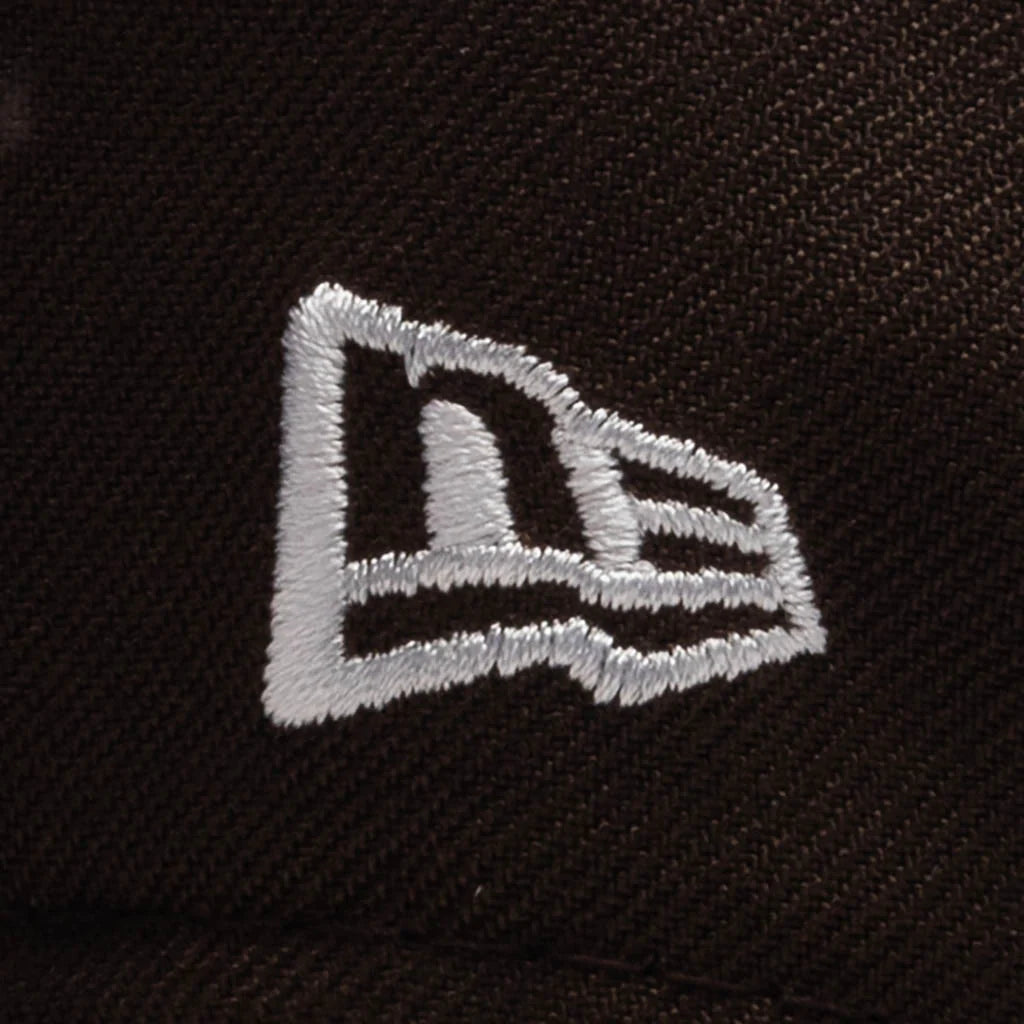 FEATURE x New Era 59FIFTY Fitted SD Padres Cooperstown Walnut Black Cotton Pink